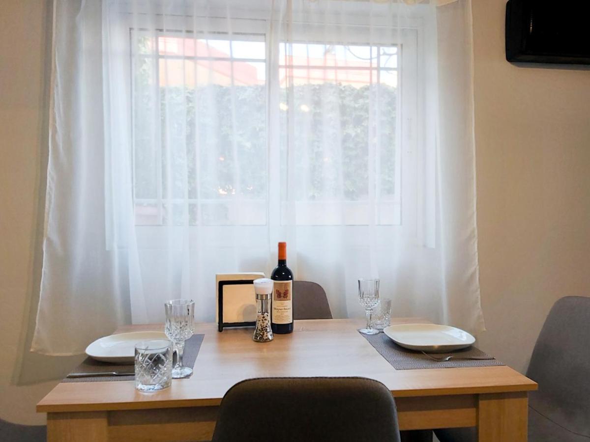 West Garden At Aigio By Greece Apartments מראה חיצוני תמונה